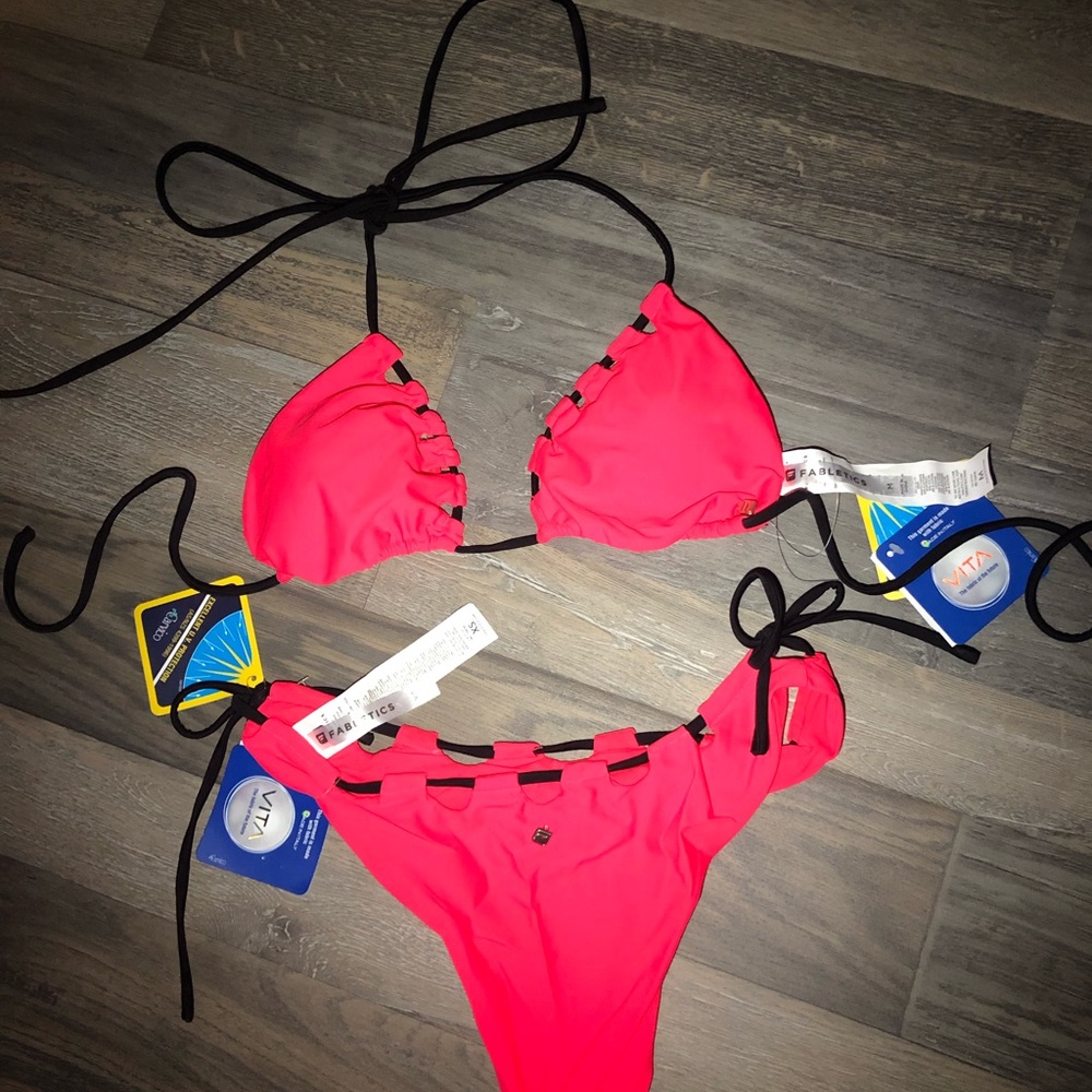 Fabletics Alani Bikini - Picture 2 of 5